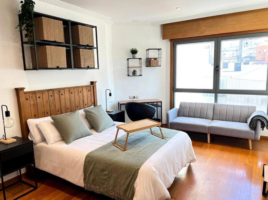 Central Suites Poli Sanz Vigo Exteriör bild
